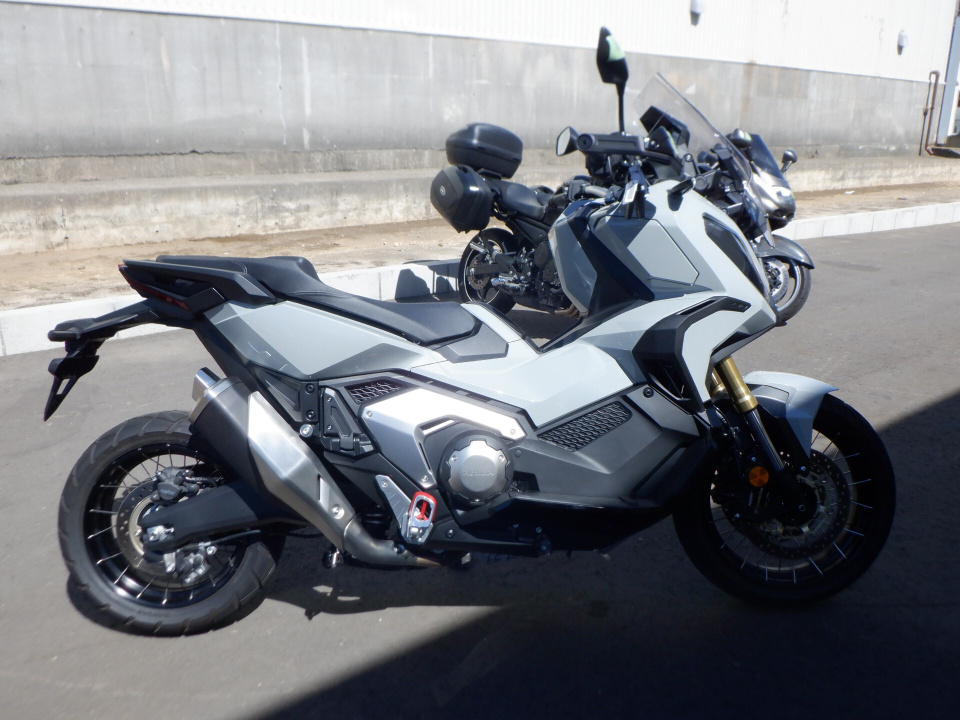 Honda X-ADV750 2024