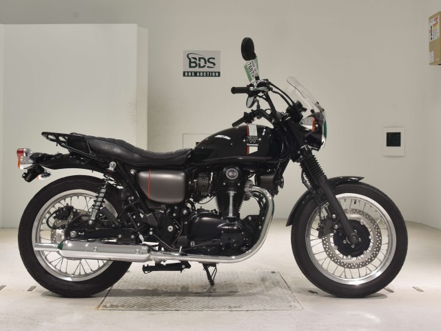 Kawasaki W800 2023