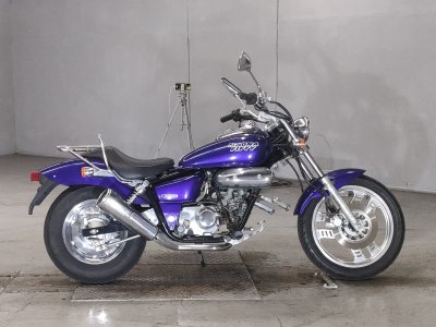 Honda MAGNA50 2004