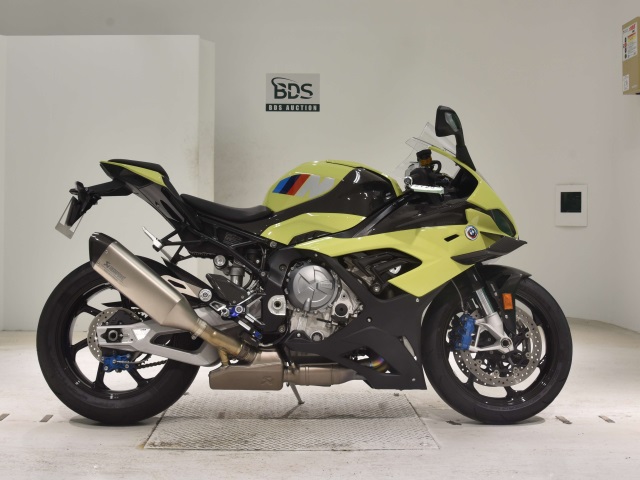 BMW M1000RR 2023