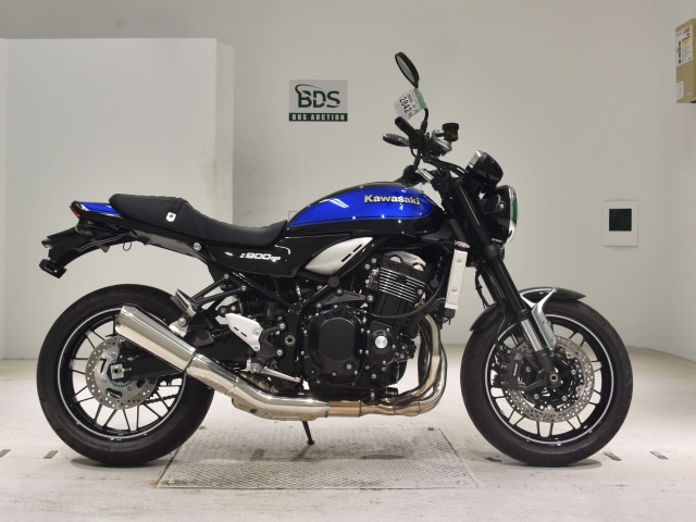 Kawasaki Z900RS 2024