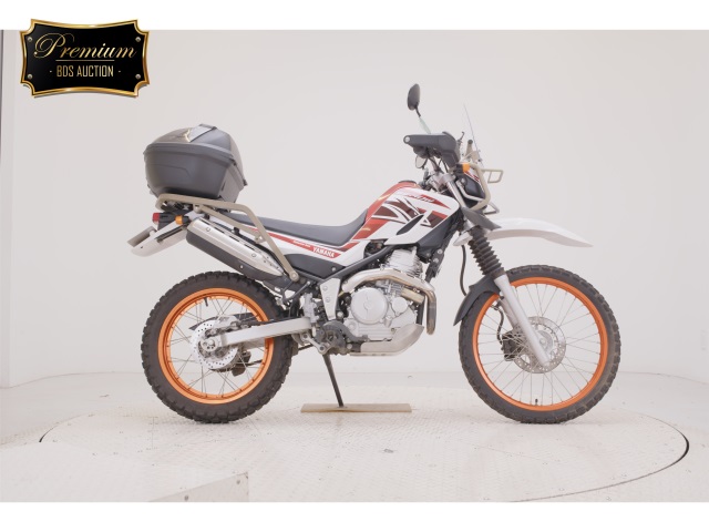Yamaha SEROW XT250 2016