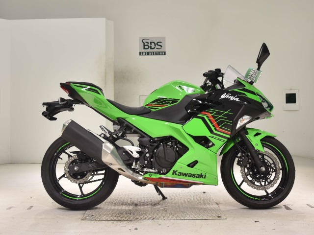 Kawasaki NINJA400KRT 2024