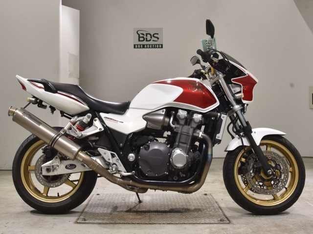 Honda CB1300SF 2011