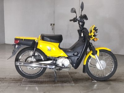 Honda CC110 CROSSCUB 2016