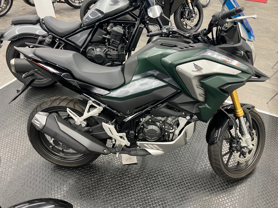 Honda CB150X 2022