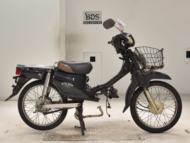Honda C50-2 2012