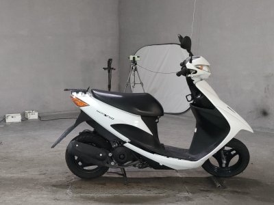 Suzuki ADDRESS V50