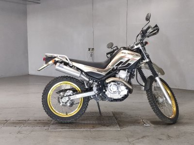 Yamaha SEROW XT250