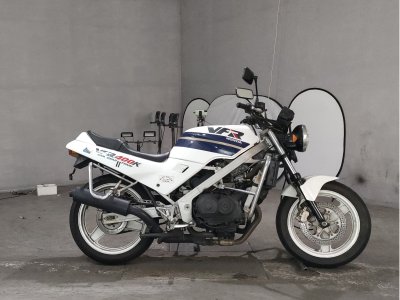 Honda VFR400R 1990