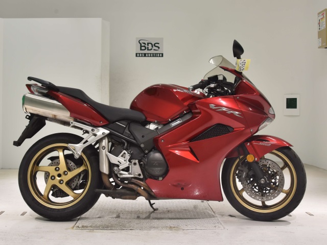 Honda VFR800F 2011