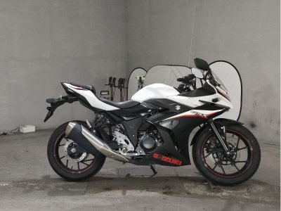 Suzuki GSX250R
