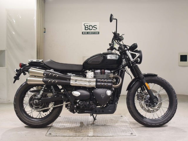 Triumph ｽﾄﾘｰﾄSCRAMBLER 2017
