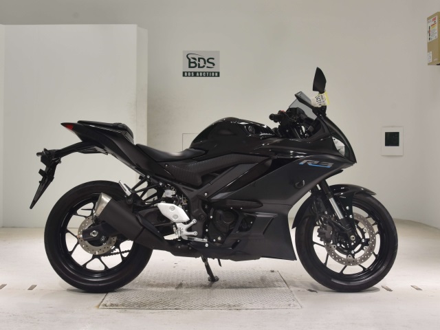 Yamaha YZF-R3 2023