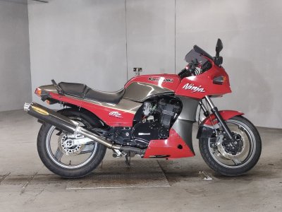 Kawasaki GPZ900R 1993