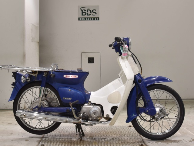 Honda C50 2005