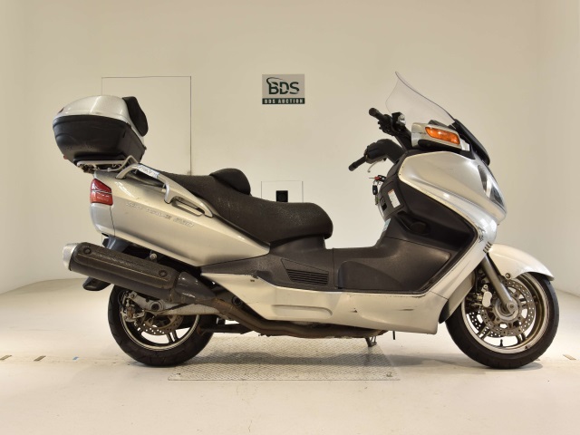 Suzuki SKYWAVE 650 2002