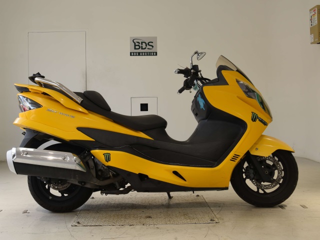 Suzuki SKYWAVE 250