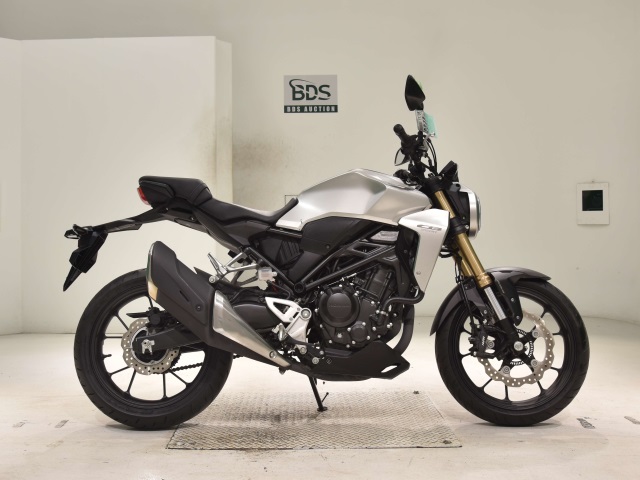 Honda CB250R 2019