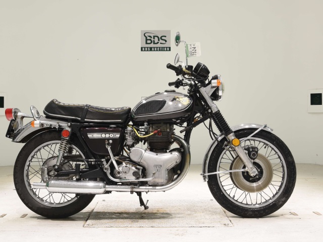 Kawasaki W3 1975