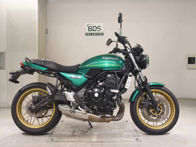 Kawasaki Z650RS 2023