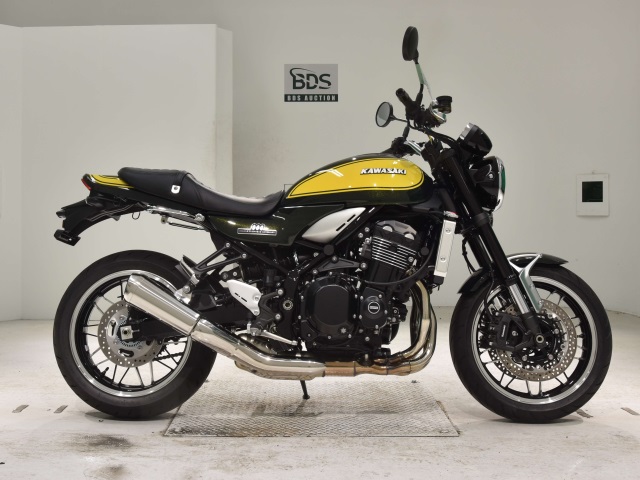 Kawasaki Z900RS 2024