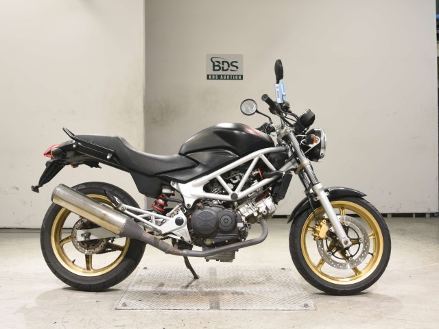 Honda VTR250 2011