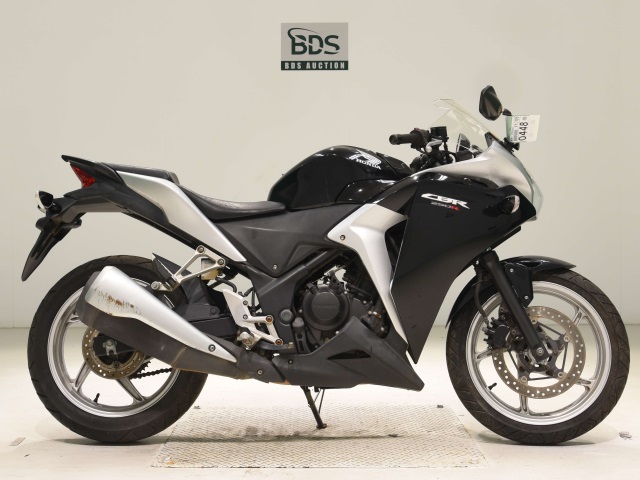 Honda CBR250R 2011
