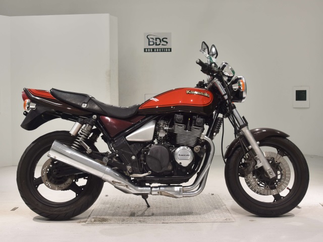 Kawasaki ZEPHYR400 2009