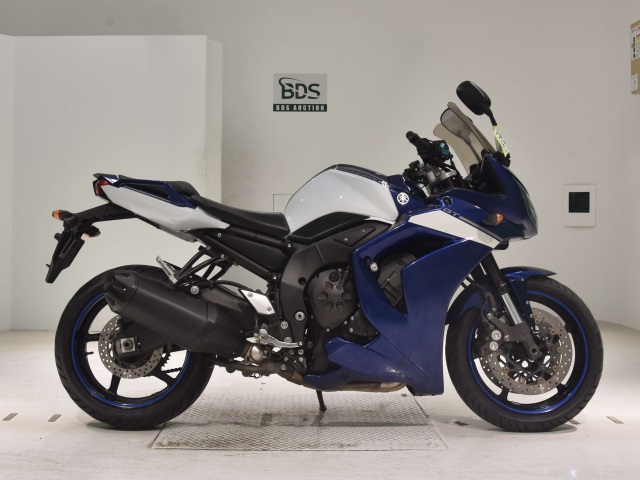Yamaha FZ1 FAZER 2013