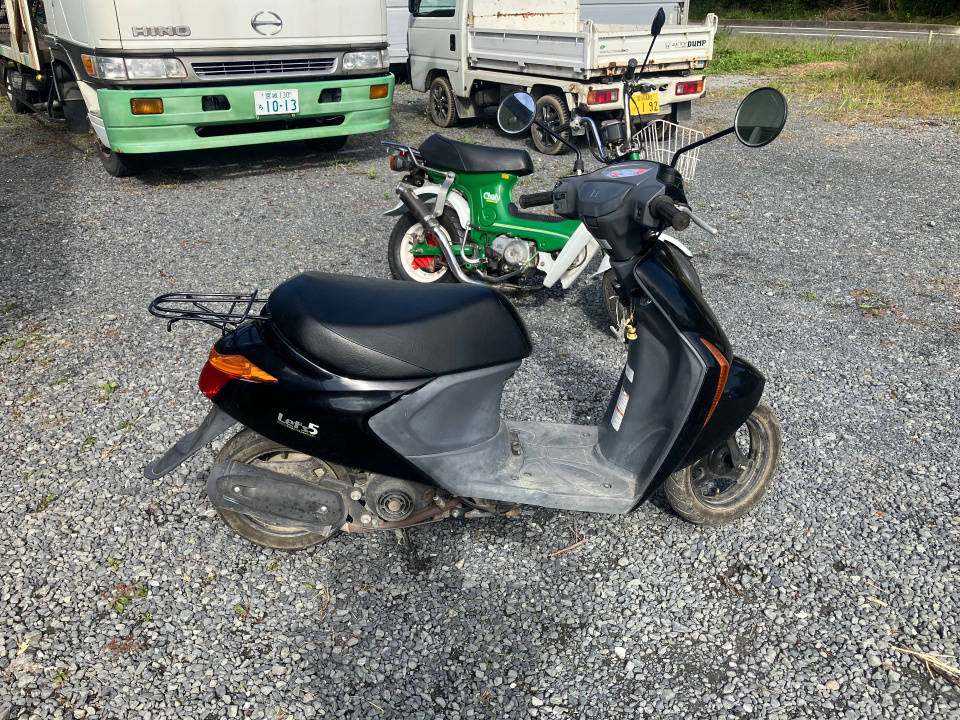 Suzuki LETS5