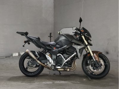 Suzuki GSR750 2016