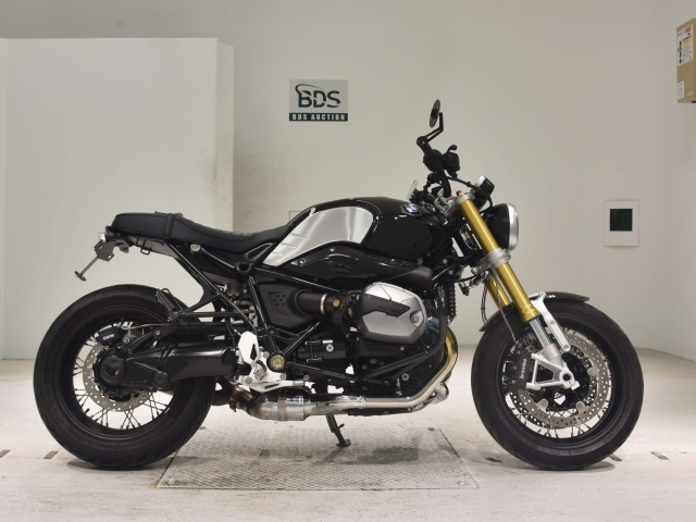 BMW R NINE T 2021