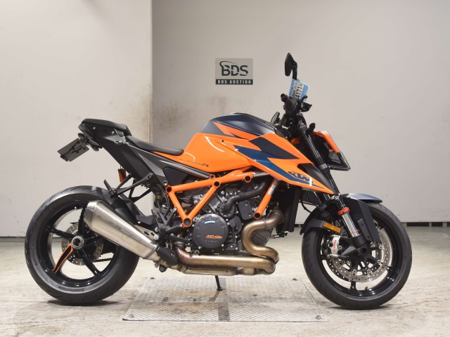 KTM 1290 SUPERDUKE R 2021