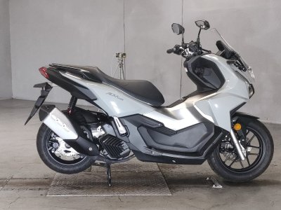 Honda ADV 160 2023