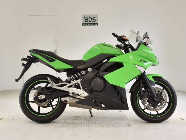 Kawasaki NINJA400R 2011
