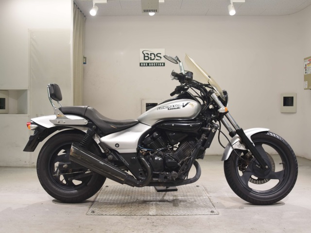 Kawasaki ELIMINATOR 250V 2000