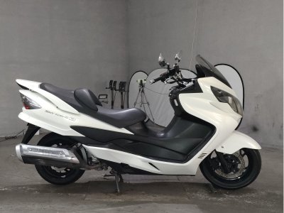 Suzuki SKYWAVE 250S