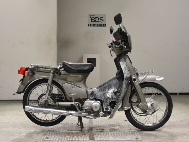 Honda C90-E 2005