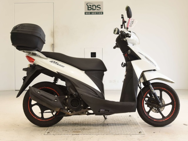 Suzuki ADDRESS V110
