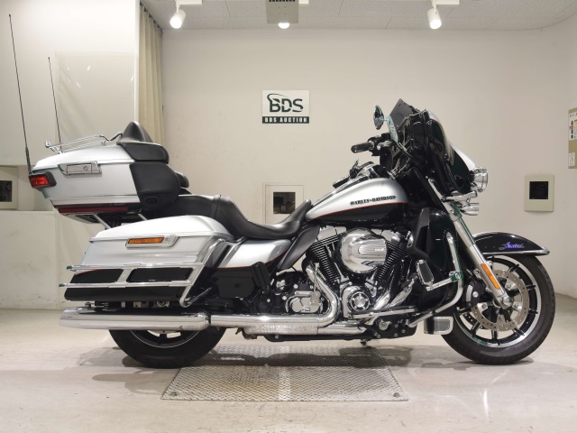 HD ELECTRA GLIDE FLHTK1690 2015