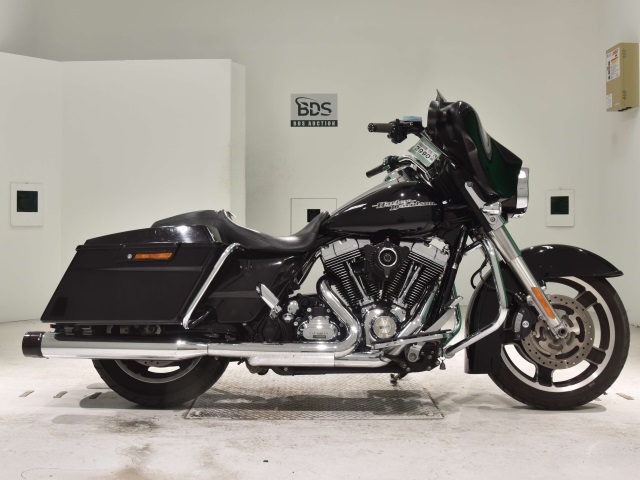 HD SREET GLIDE FLHX1580 2011