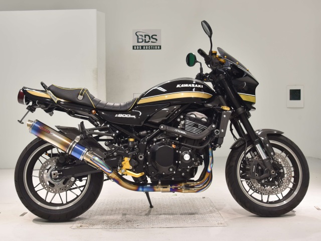Kawasaki Z900RS 2023