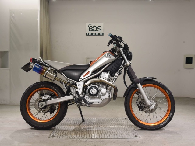 Yamaha TRICKER