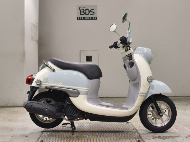 Yamaha vino -4 2019