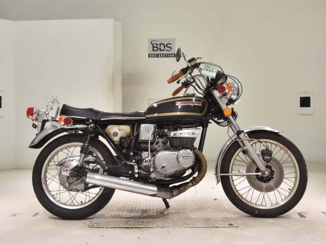 Suzuki GT380 1976