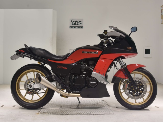 Kawasaki GPZ750 TURBO 2010
