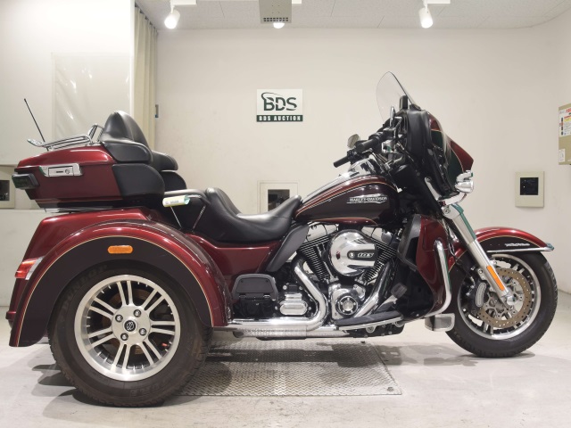 HD ELECTRA GLIDE FLHTCU1690 TRIKE 2014