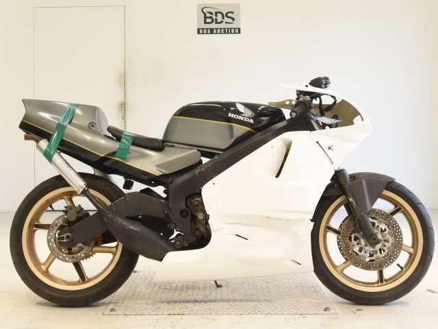Honda NSR250R 1990