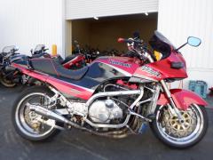 Kawasaki GPZ900R 1990